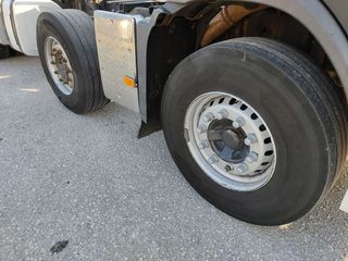 Σασί Volvo 2010 FΜ13 460 8X2 ΜΕΙΩΤΗΡΑ!-thumb-63