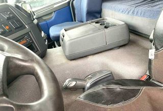 Σασί Volvo 2010 FΜ13 460 8X2 ΜΕΙΩΤΗΡΑ!-thumb-42