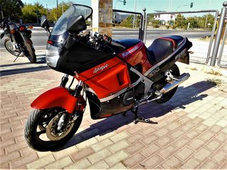 Kawasaki GPZ 400 1987-thumb-8