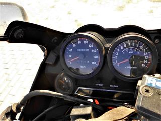 Kawasaki GPZ 400 1987-thumb-12