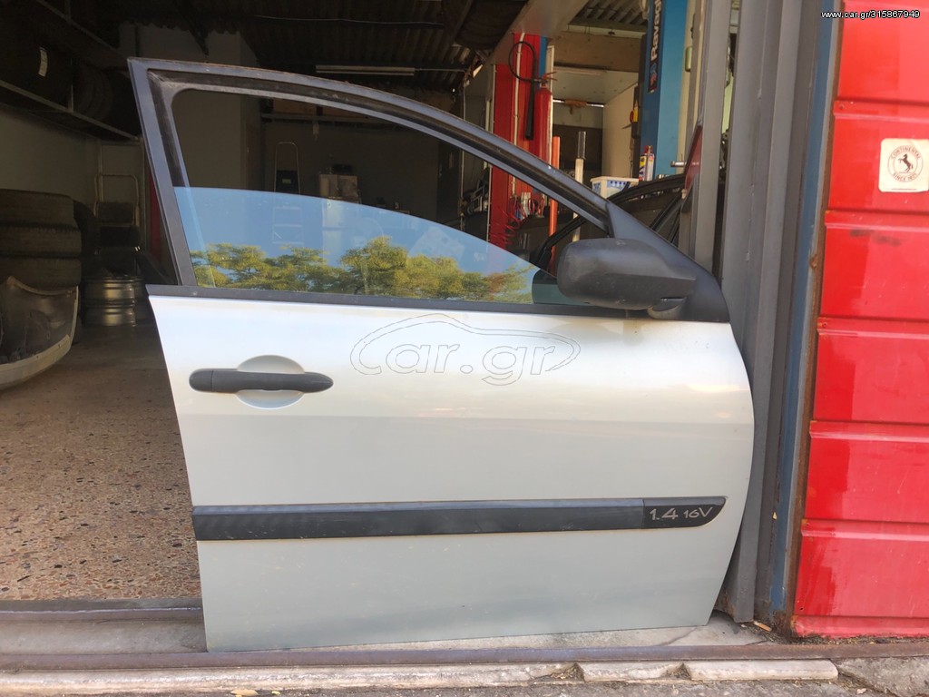RENAULT MEGANE 2003