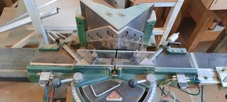 Καρμανιολα ( κοπτικο κορνιζας)