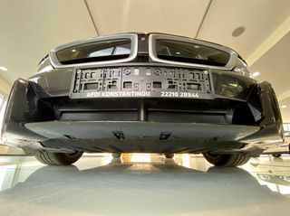 Bmw i8 2016-thumb-30