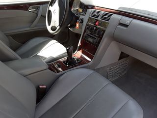 Νεκροφόρα Mercedes-Benz 1999 E200 KOMPRESSOR-thumb-23