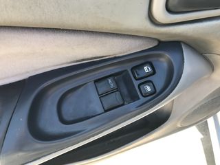NISSAN ALMERA N16-thumb-1