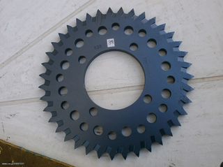 YAMAHA CRYPTON ΓΡΑΝΑΖΙ ΤΡΟΧΟΥ 428 39Τ AΛΟΥΜΙΝΙΟΥ SUPER SPROX