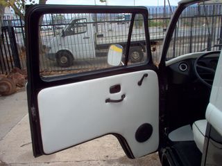 Volkswagen T2 1978-thumb-26