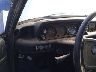 Bmw 2002 1966-thumb-10
