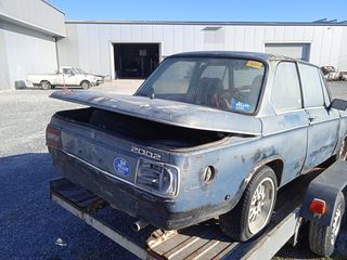 Bmw 2002 1966-thumb-7