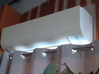κλιματιστικα inverter Daikin 12000 btu 1 τμχ και 18000btu 1 τμχ