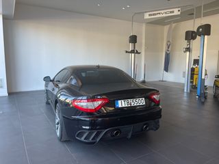 Maserati Gran Turismo 2014 MC STRADALE-thumb-5
