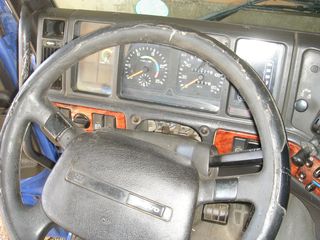 Volvo 2000-thumb-5