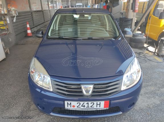 Dacia Sandero 2012
