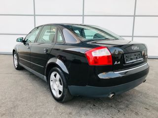 Audi A4 2002 1,8-thumb-17