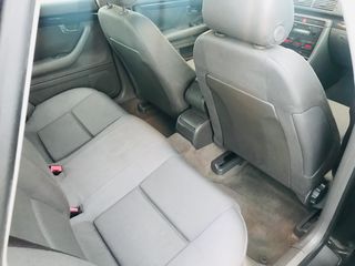 Audi A4 2002 1,8-thumb-35
