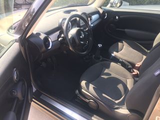 Mini Cooper 2011-thumb-6