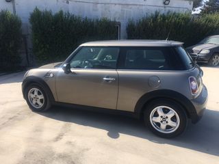 Mini Cooper 2011-thumb-7