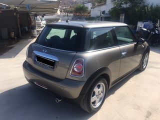 Mini Cooper 2011-thumb-8