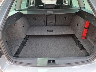 Skoda Octavia 2014 1.6 TDI DSG NAVI Book Service-thumb-30