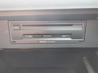 Skoda Octavia 2014 1.6 TDI DSG NAVI Book Service-thumb-70
