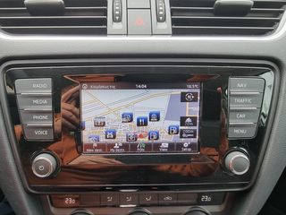 Skoda Octavia 2014 1.6 TDI DSG NAVI Book Service-thumb-76