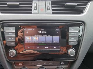 Skoda Octavia 2014 1.6 TDI DSG NAVI Book Service-thumb-82