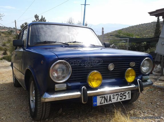 Seat 1975 124D