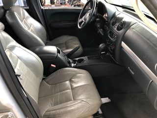 Jeep Cherokee 2003-thumb-3