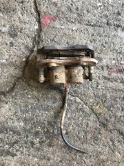 Δαγκάνα δεξιά  μπροστά     Nissan Navara D22 NP300  2001-2005 -thumb-1