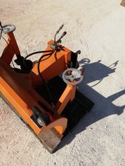 Μαχαίρια 2015