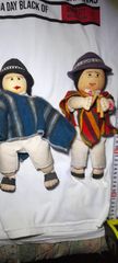  2 συλλεκτικές κούκλες  από Περού με την παραδοσιακή φορεσιά τους εποχής 1960
