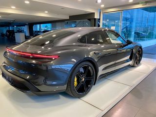 Porsche Taycan 2022 TURBO S 761HP-thumb-27