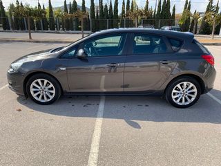 Opel Astra '14