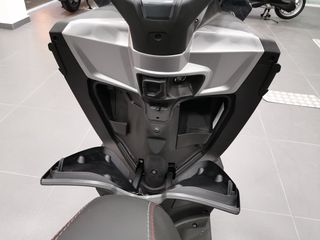 Aprilia SX 50 2026 SXR 50-thumb-16