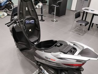 Aprilia SX 50 2026 SXR 50-thumb-18
