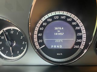 Mercedes-Benz E 250 2011-thumb-14