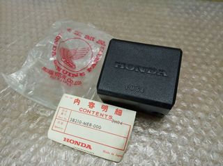 Honda CX 650/ VT 500 καπάκι ασφαλειοθήκης 