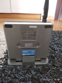 MODEM ROUTER LINKSYS WAG200G