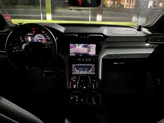 Lamborghini Urus 2020 V8 B&O-thumb-38
