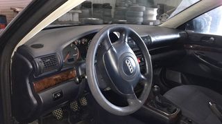 Audi A4 2000-thumb-3