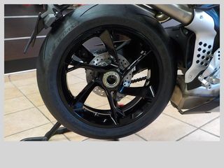 Mv Agusta 2024 BRUTALE 1000 RS-thumb-7