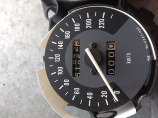             YAMAHA. TDM 850.                                          -thumb-3