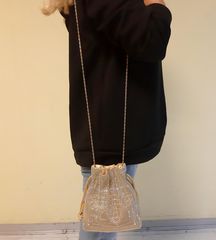 Βραδινό τσαντάκι-thumb-4