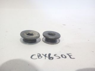 Ταπες στροφαλου καρτερ απο HONDA CBX650E (crankshaft/engine caps)