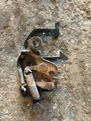 Κλειστρο καπο Nissan Navara D22 105 2001-2005-thumb-1