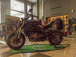 Benelli 752 S 2021-thumb-11