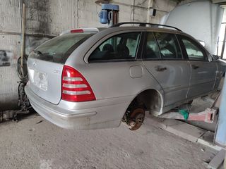 Ολόκληρο αυτοκίνητο για ανταλλακτικά-thumb-2