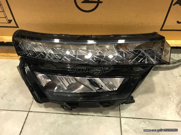 SKODA ΚΑΜΙQ ΔΕΞΙ ΦΑΝΑΡΙ ΓΝΗΣΙΟ