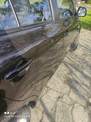 Nissan Micra 2015-thumb-8