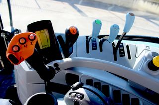 Τρακτέρ New Holland 2018 T6.125 S-thumb-37